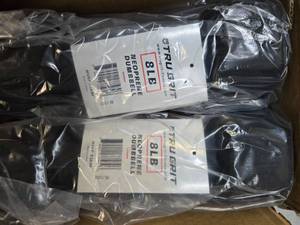 lot 116 image: A Pair of 8 lb Neoprene Dumbbells ( NEW)