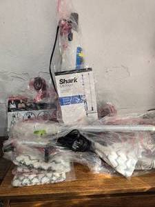 lot 24 image: SHARK mop system