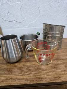 lot 38 image: Kitchen Lot