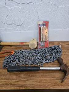 lot 67 image: Chain, hammers