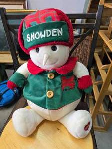 lot 51 image: 1998 Christmas Stuffie