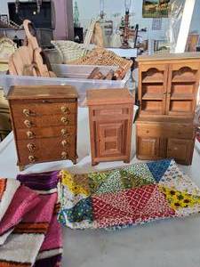 lot 77 image: Dollhouse furniture Wooden and works