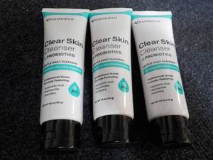 lot 104 image: 3 Vita Medica Clear Skin Probiotics...