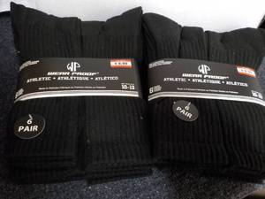 lot 124 image: 12 pair Black Werr Proof Athletic S...