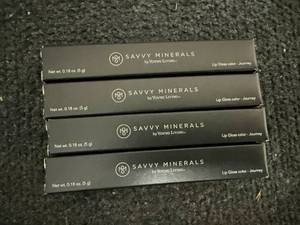lot 55 image: 4 Sticks Of Savvy Minerals Young Living Lipstick - Journey