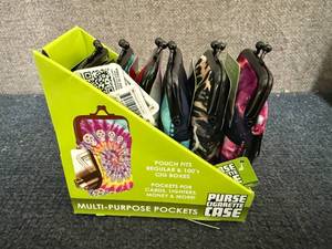 lot 85 image: 6 Multi-Purpose Purse Cases