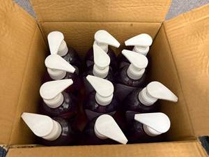 lot 107 image: 1 Bottles Of Berry Medley Hand Soap