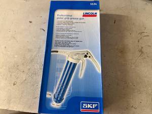 lot 7 image: Lincoln Professional Pistol Grip Grease Gun