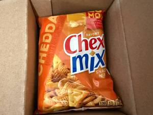 lot 146 image: 8 Pouches Of Chex Mix Cheddar
