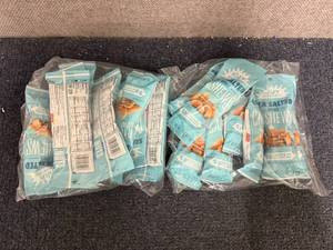 lot 136 image: 2 X 8Ct Bags Of Salted Cashews