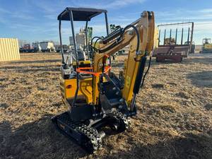 lot 213 image: Mini Excavator MX12RX RATO ,13.5HP