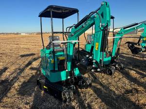 lot 206 image: Mini Excavator H15R 420cc Gas Engine