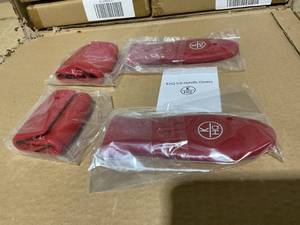 lot 168 image: LOT OF 48 Kitchen HQ 6-piece Set of Heat-Resistant Silicone Handle Covers (288 Pieces Total)