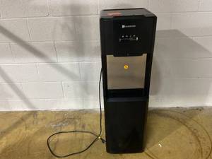 lot 25 image: Glacier Bay Matte Black and Stainless Steel Bottom Load Water Dispenser
