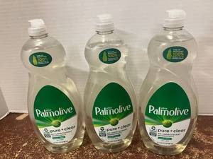 lot 79 image: Palmolive Pure & Clean