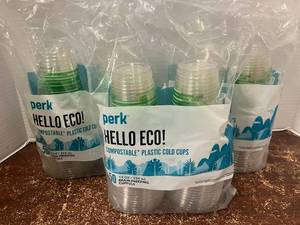 lot 88 image: Clear Plastic Cold Cups