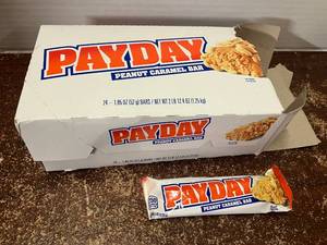 lot 47 image: Payday Candy Bars