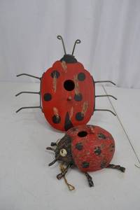 lot 45 image: Lot of 2 Ladybug Shaped Birdhouses with Vintage Mandeville Seed Display Box