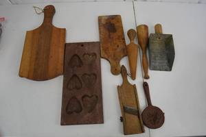 lot 51 image: Lot of Vintage Wooden Kitchen Utensils and Boards