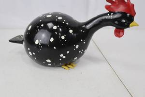 lot 82 image: Chicken Figurine - Speckled Black Ceramic
