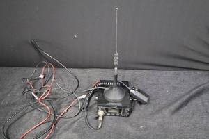 lot 125 image: CB Radio - Uniden PRO505XL & Antenna