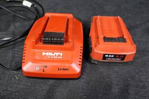 lot 132 image: Charger C436-90 & Battery B22 4.0Ah - Hilti Li-Ion
