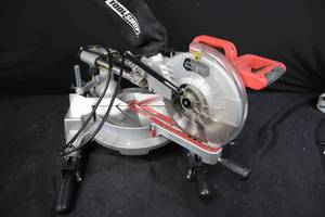 lot 138 image: Miter Saw - Tool Shop 10-Inch Sliding Compound, 15 Amp, 120V