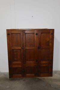 lot 164 image: Antique Wooden Cabinet - Doors & Drawers