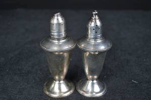 lot 219 image: Salt & Pepper Shakers - Sterling Silver