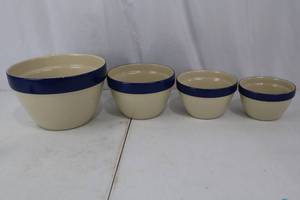 lot 272 image: Nesting Ceramic Bowls - Beige with Blue Rim - Made in Portugal