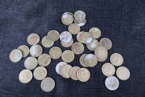 lot 315 image: Space Aliens Coins - Alien Head Logo