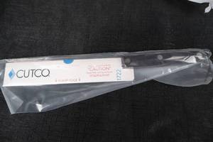 lot 319 image: Knife - Cutco 1722 (NEW)
