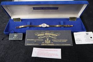 lot 353 image: Quartz Analog Diamond Watch - Jules Jurgensen Style 6281