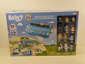 lot 24 image: BLUEY TRANSFORMING PLANE MEGA PLAYSET