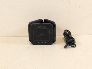 lot 199 image: MY CHARGE 3-IN-1 WIRELESS CHARGER