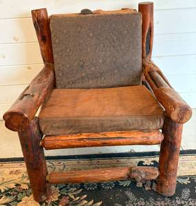 lot 1 image: Log Chair with cloth pads
