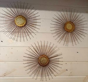 lot 38 image: Mid-Century Sunburst Art