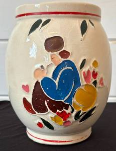 lot 87 image: Vintage McCoy Dutch Boy Cookie Jar