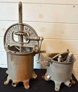 lot 102 image: Vintage Cast Press