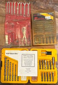 lot 104 image: Lot of 3 sets of Tools