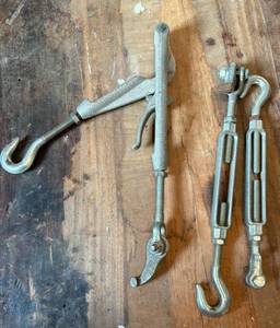 lot 106 image: Hook and Eye Turnbuckles