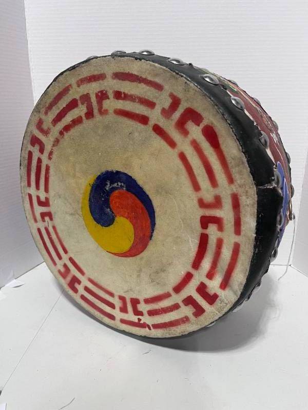 lot 110 image: Authentic Korean Ritual Drum