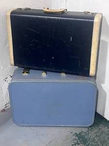 lot 79 image: Two Vintage Suit Cases So cute One is Lady Baltimore