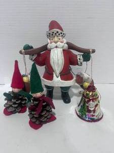 lot 92 image: Two Pinecone Men, Santa Bell and Cute Santa Dcor