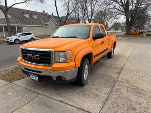 lot 1 image: 2009 Chevrolet Silverado