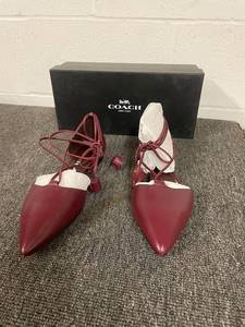 lot 49 image: Coach Johnson Soft Shine Calf Burgundy Lace-Up Flats Size 7M