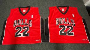 lot 199 image: Pair of Reebok Chicago Bulls #22 Williams Basketball Jerseys