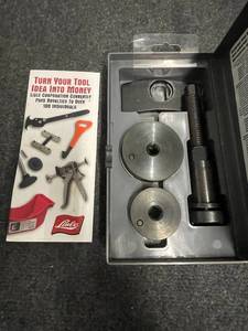 lot 210 image: Lisle Universal Disc Brake Caliper Tool Set 25000 with Case