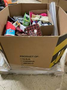 lot 241 image: Pallet of Mixed Pet Supplies, Pet Toys, Clothing and Assorted Items