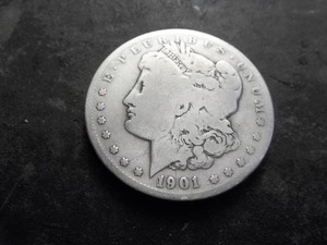 lot 24 image: 1901 S Morgan Silver Dollar